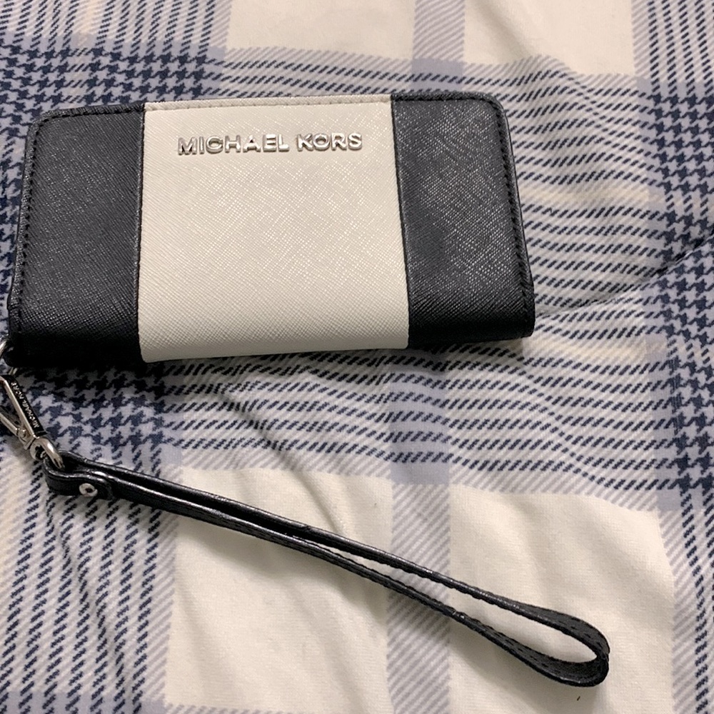 Michael Kors wallet